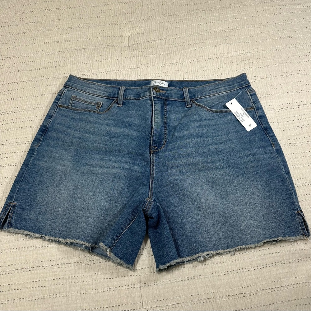 Jessica Simpson Medium Blue Frayed Hem Denim Shorts